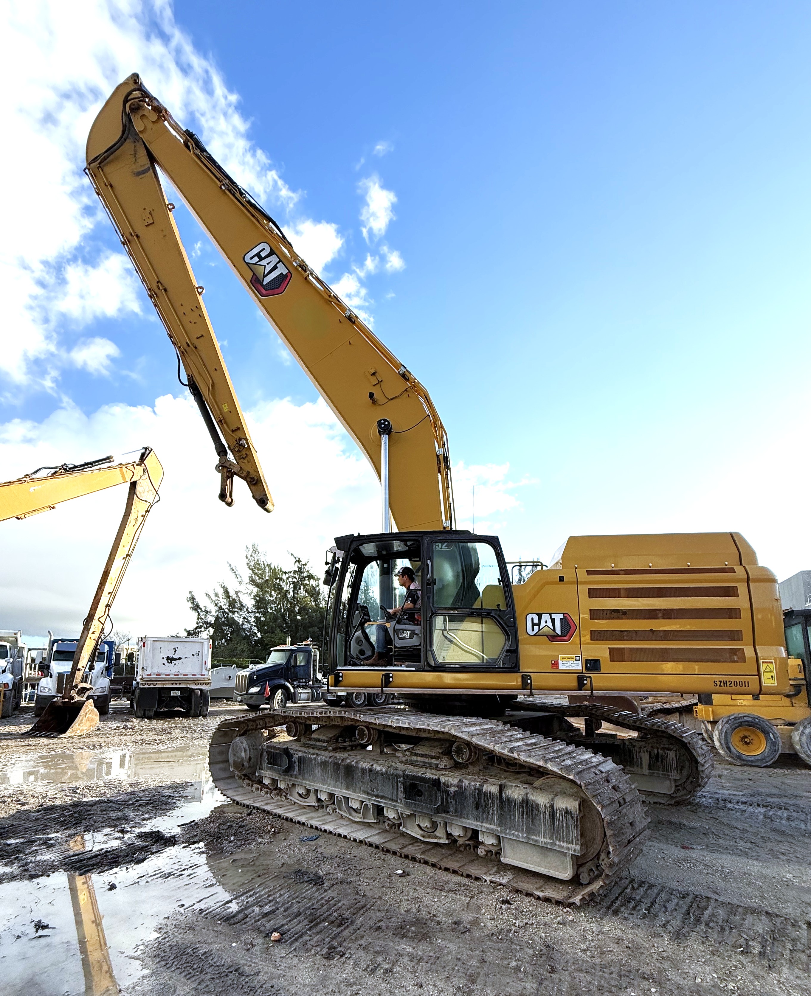 EXCAVATOR TRACTOR CATERPILLAR CAT352J 528 HOURS 60100C9 (image for) EXCAVATOR TRACTOR CATERPILLAR CAT352J 528 HOURS 60100C9